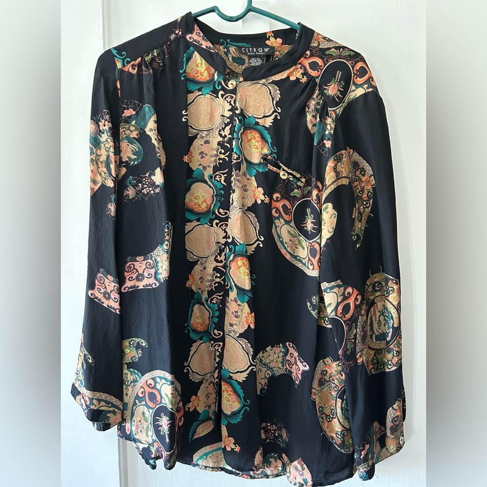 Citron Santa Monica 100% Silk Blouse